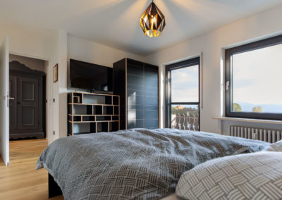 Oberstueberl_Seebruck_S1_Schlafzimmer_02
